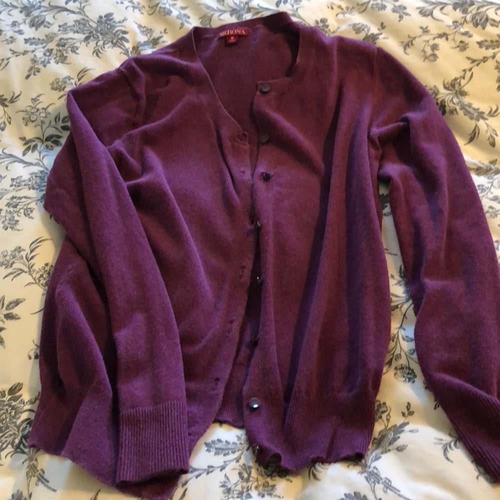 Cardigan - Picture 2 of 3